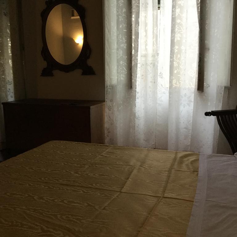 Alex Home Флоренция Экстерьер фото