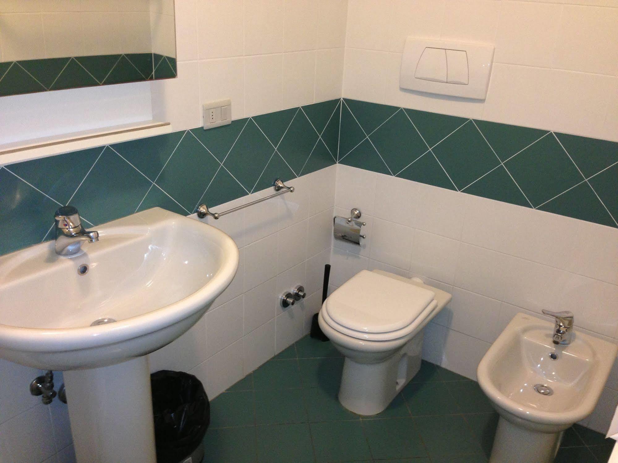 Alex Home Флоренция Экстерьер фото
