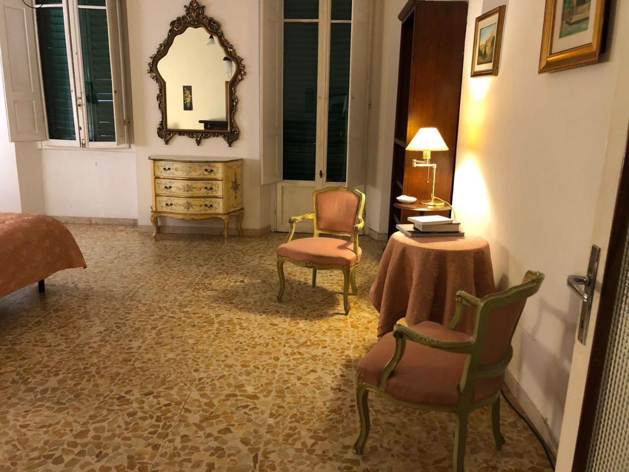 Alex Home Флоренция Экстерьер фото